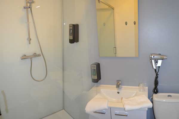hotel3